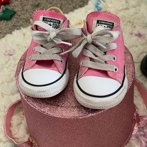 Pink toddler converse